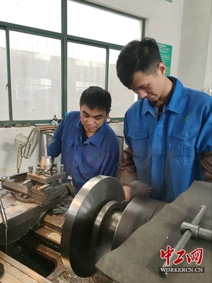 張家彬:勤學(xué)苦練 學(xué)以致用